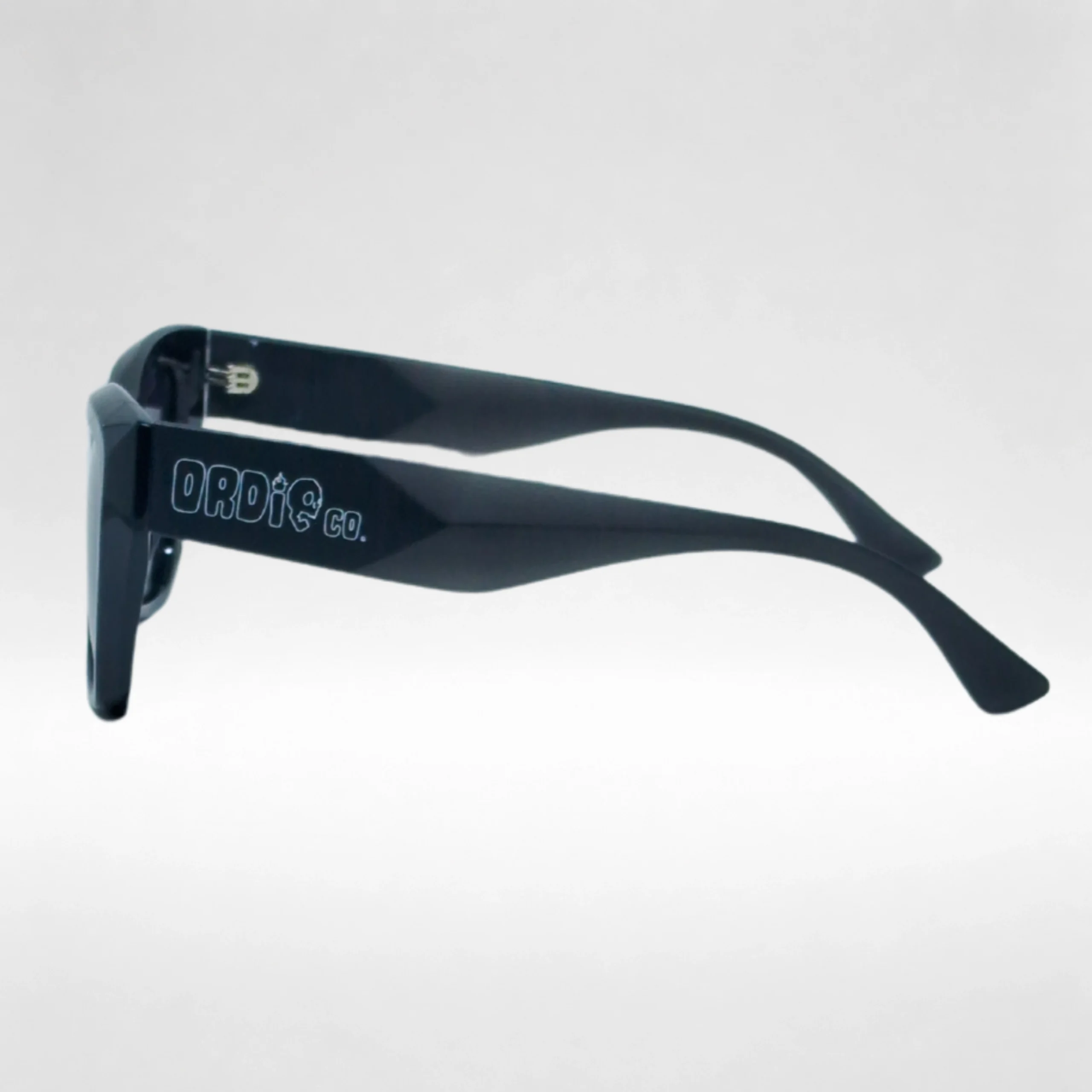 Óculos de Sol M3004P C1 Premium Preto com Lente Degradê Gray - Imagem 3