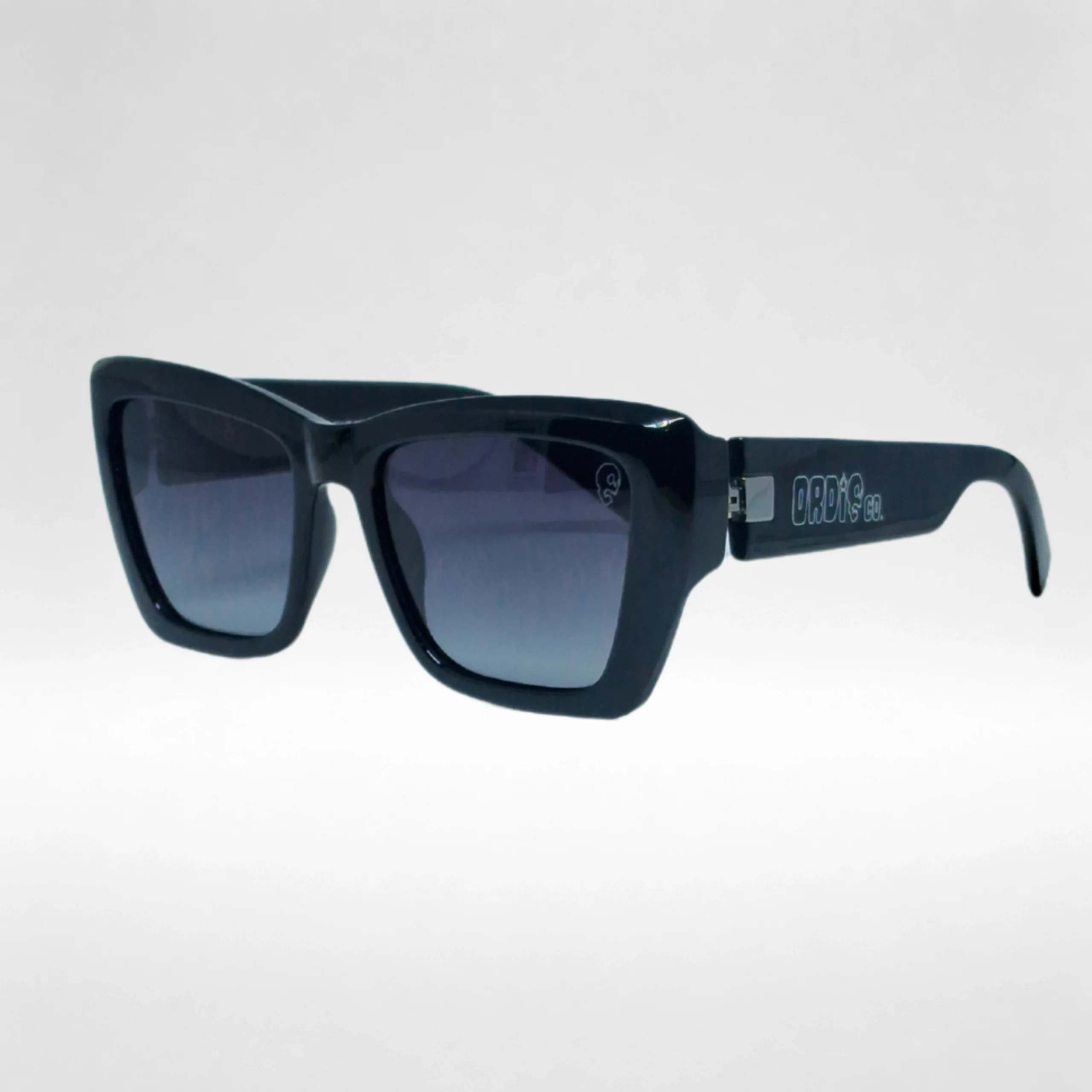 Óculos de Sol ET3391 10 Premium Preto com Lente Degradê Fumê - Imagem 4