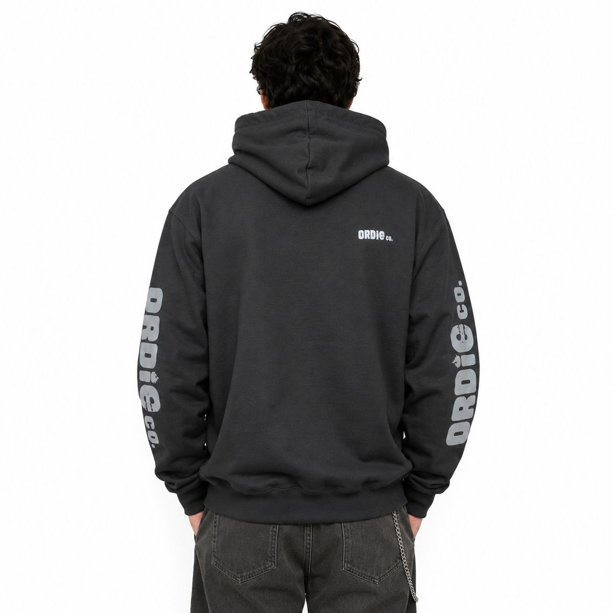Moletom Canguru ORDiE CO. 3 Cabos Preto com Logo Bordado e Silk nas Mangas - Imagem 3