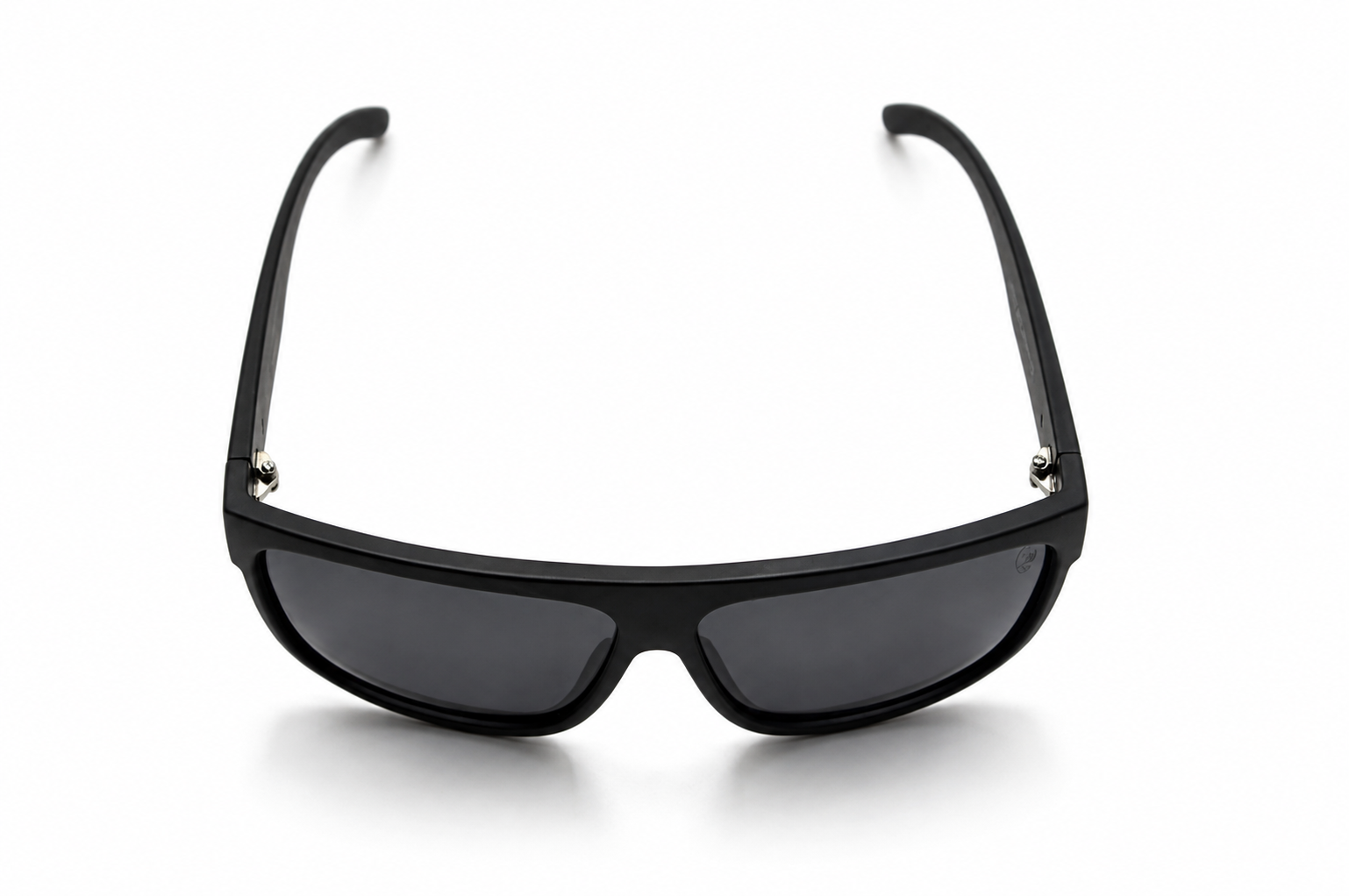Óculos de Sol Preto Fosco com Lente Gray Polarized DP2119 C2 - Imagem 4