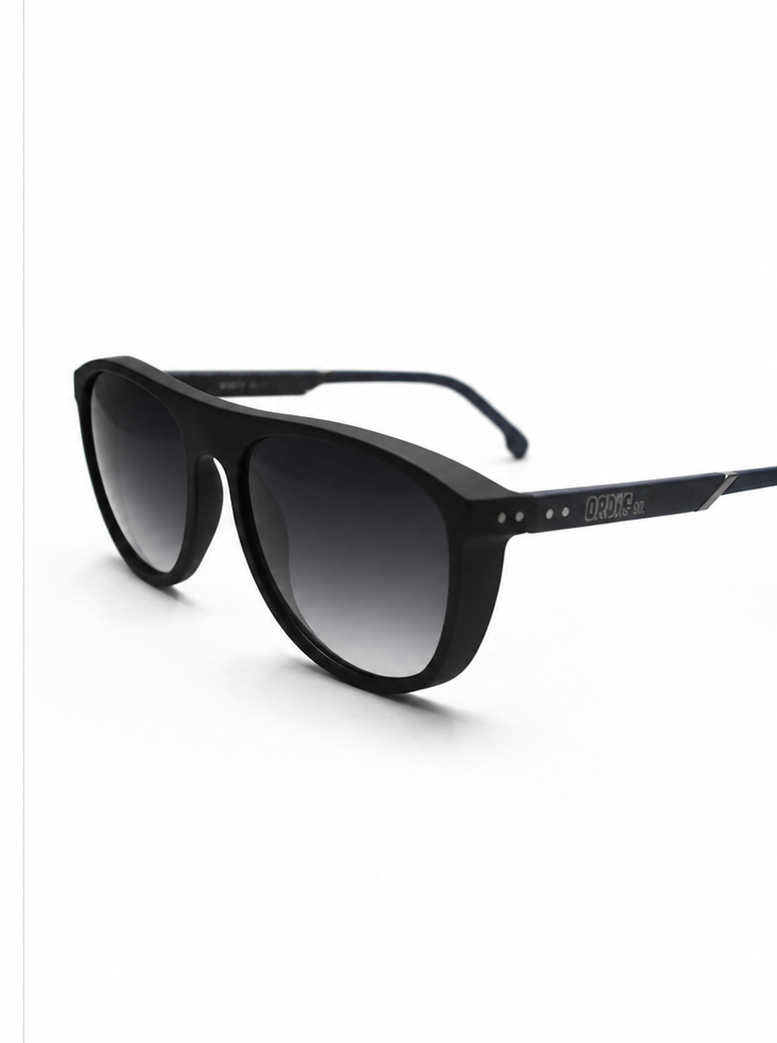 Óculos de Sol ORDIE ,Modelo : MT8678 166 Preto Fosco e Azul com Lente Gray Polarizado - Imagem 2